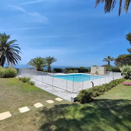 公寓 Jardin Piscine Climatisatisation Acces Saint-Raphaël