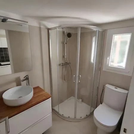 Apartment Jardin Piscine Climatisatisation Acces Saint-Raphael (Var)