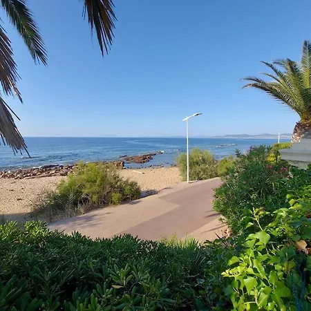 Jardin Piscine Climatisatisation Acces Apartamento Saint-Raphaël