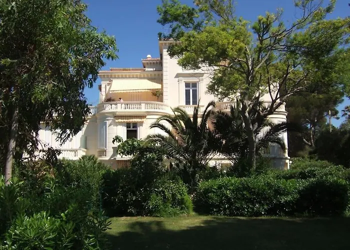 Apartamento Jardin Piscine Climatisatisation Acces Saint-Raphaël